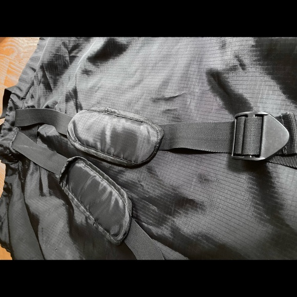 Oversize polyester storage bag & backpack - Picture 5 of 11